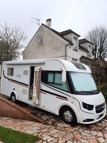 Camper integrale PRESTIGE Autostar I690LC molto bello