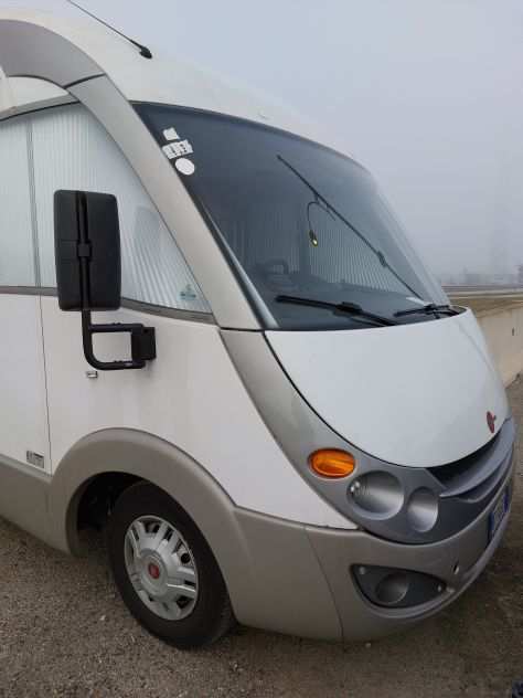 Camper motorhome Burstner Aviano 1008