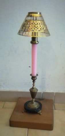 Candelabro antico con sospensione a candela