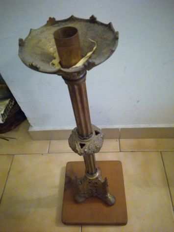 Candelabro gotico 800 altezza 55 cm in bronzo