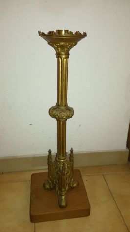 Candelabro gotico 800 altezza 55 cm in bronzo