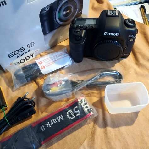 Canon 5D Mark II  Impugnatura BG-6E  Adatt. LP-6E  accessori