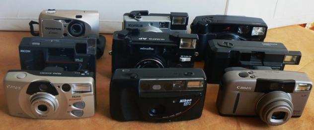 Canon, Chinon, Konica, Minolta, Nikon, Olympus, Ricoh, Pentax 35mm autofocus cameras (8 compact with viewfinder and 1 with rangefinder). Fotocamera an