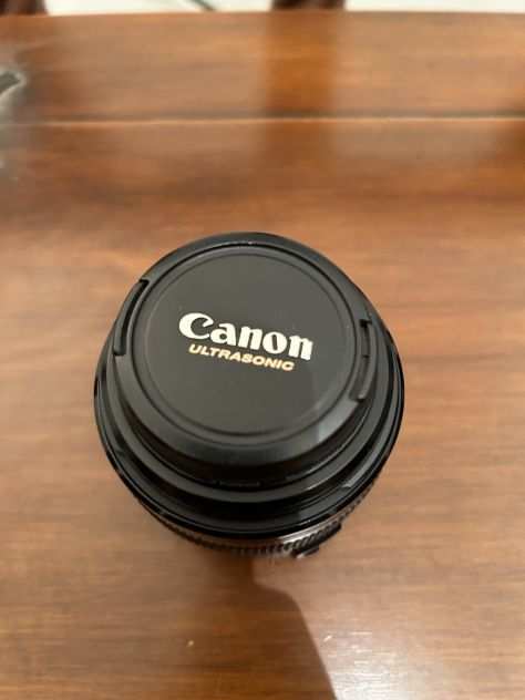 Canon ed-s 60mm f2.8 macro usm