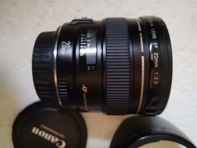 Canon EF 20mm F2.8