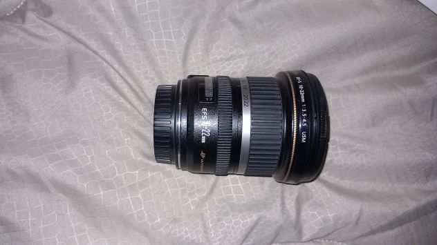 Canon EF-S 10-22mm f3.5-4.5 USM, con Parasole