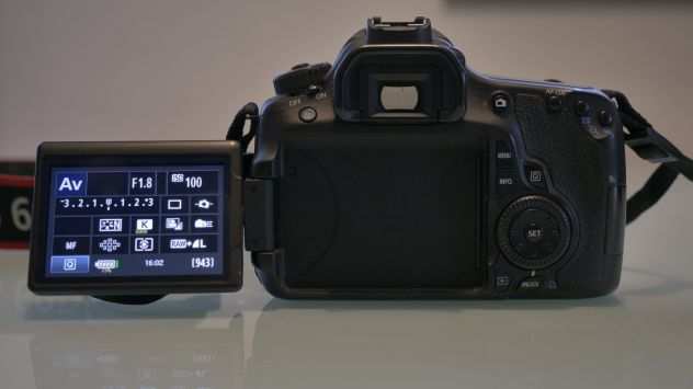 Canon EOS 60D - Solo Corpo