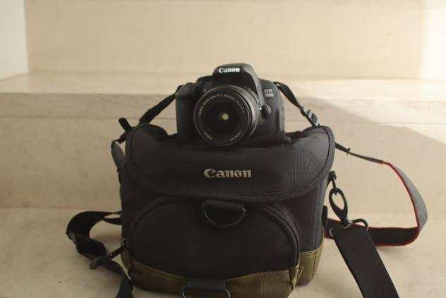 Canon EOS 700d  18-55 IS  sd 32gb  original Canon Bag Fotocamera reflex digitale (DSLR)