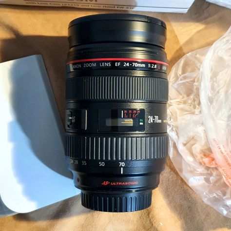 Canon Lens Ultrasonic 24-70mm f.2,8 L EF USM (pochissimi scatti, nuovo)