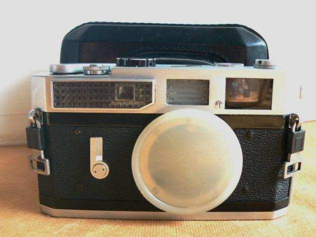 Canon model 7 (body) and case. Japan 1961-64. Fotocamera a telemetro