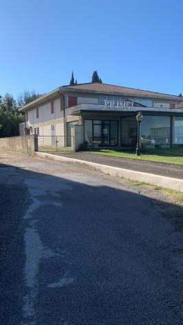 Capannone commerciale in vendita a PERIGNANO - Casciana Terme Lari 480 mq Rif 1074639