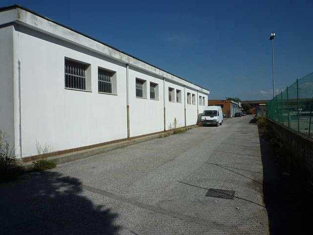 Capannone industriale in affitto a IL CHIESINO - Pontedera 640 mq Rif 910191