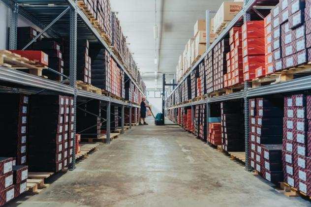 Capannone industriale in vendita a Empoli 3200 mq Rif 1057552