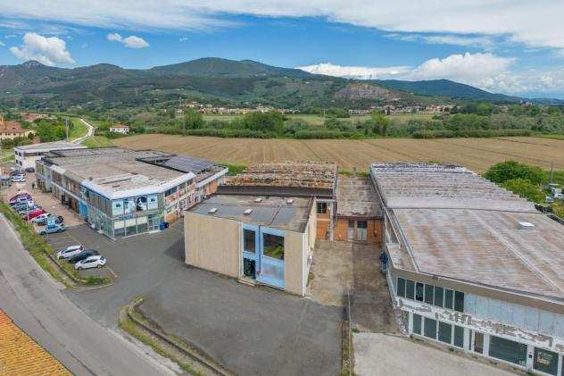 Capannone industriale in vendita a FORNACETTE - Calcinaia 1600 mq Rif 1135645