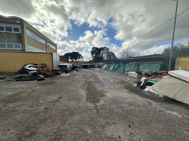 Capannone industriale in vendita a Romagnano - Massa 1600 mq Rif 1247316