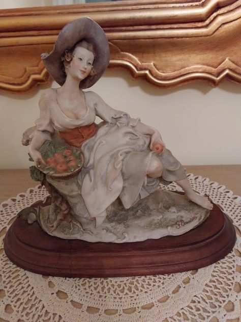 Capodimonte G.Armani