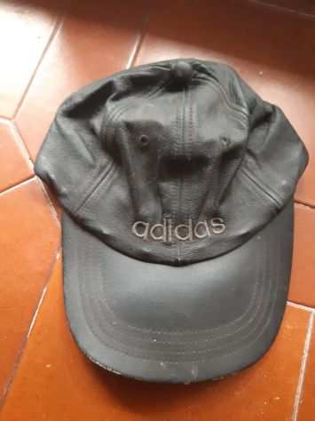 Cappellino Adidas in pelle nero