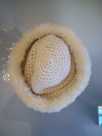 Cappello donna vintage in pura lana e pellicciotto