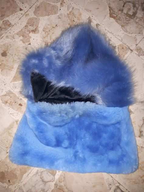 Cappello pelliccia blu