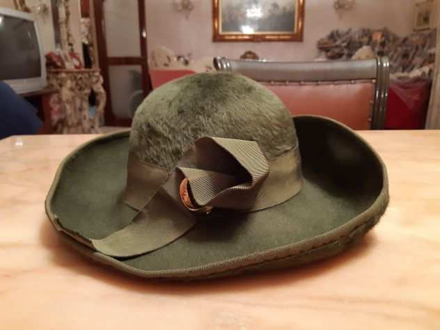 Cappello vintage in feltro verdone