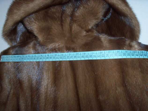 Cappotto in vera pelliccia di VISONE