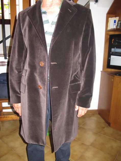 cappotto marrone scuro