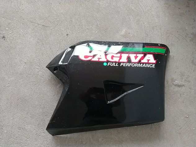 Carena Cagiva Mito nera destra