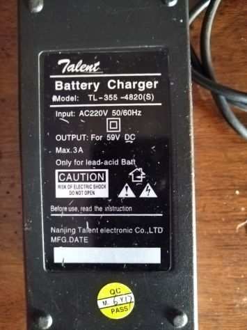 Carica batterie 48v per risciograve elettrico