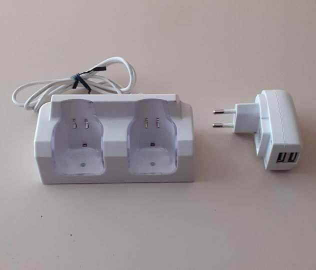 CARICA BATTERIESPINOTTO PER CARICARE ANCHE CON LA CORRENTE PER NINTENDO Wii