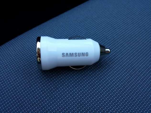 Caricabatterie auto Samsung x smartphone tablet iPhone iPad  memoria USB