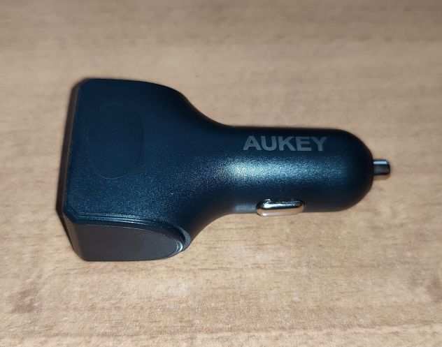 Caricabatterie USB per Auto AUKEY