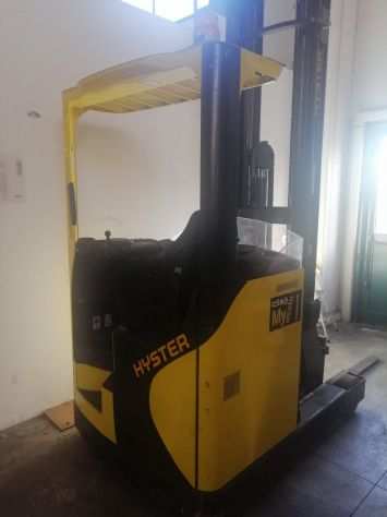 Carrello elevatore retrattile hyster Modello r 1.4