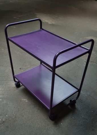 Carrello in plastica viola