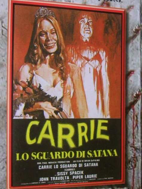 CARRIE LO SGUARDO DI SATANA