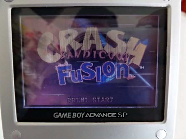 Cartuccia Game Boy Advance multigioco (122 in 1) Crash Bandicoot Fusion
