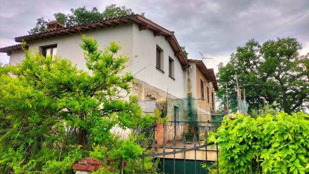 Casa indipendente 200 mq in Vendita a Piegaro zona Pratalenza