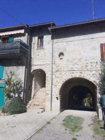 Casa indipendente di 220 msup2 in vendita a Valsamoggia