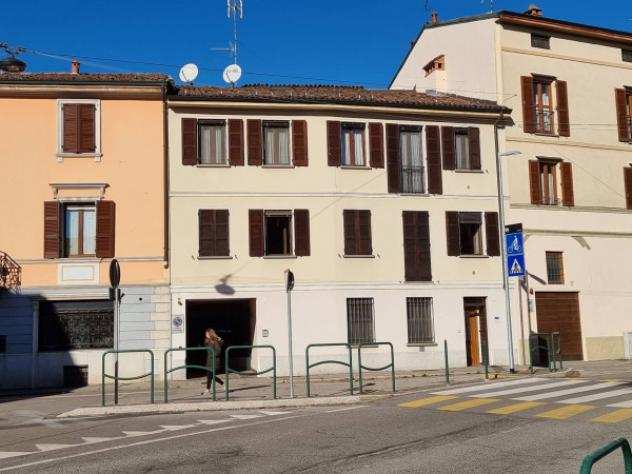 Casa indipendente di 397 msup2 con piugrave di 5 locali in vendita a Cremona