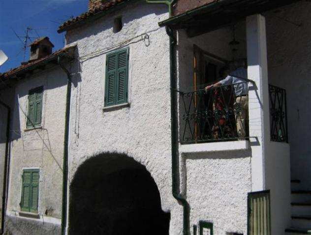 Casa indipendente di 40 msup2 con 3 locali in vendita a Cantalupo Ligure