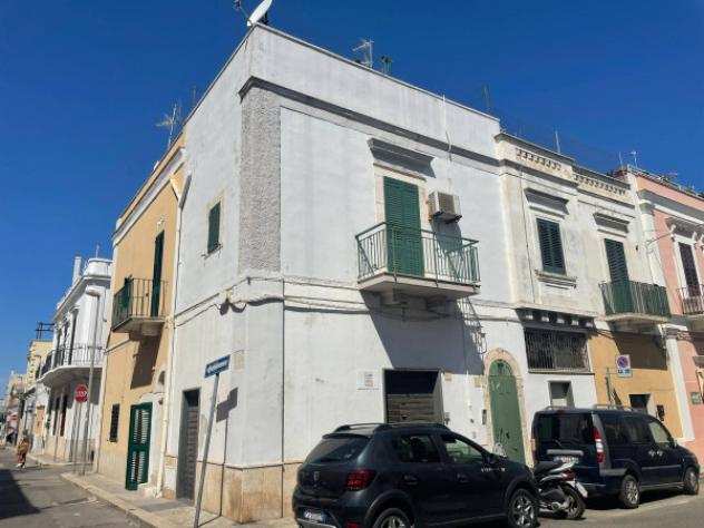 Casa indipendente di 82 msup2 con 2 locali in vendita a Bari