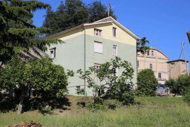 Casa indipendente in vendita a Montappone - 10 locali 450mq