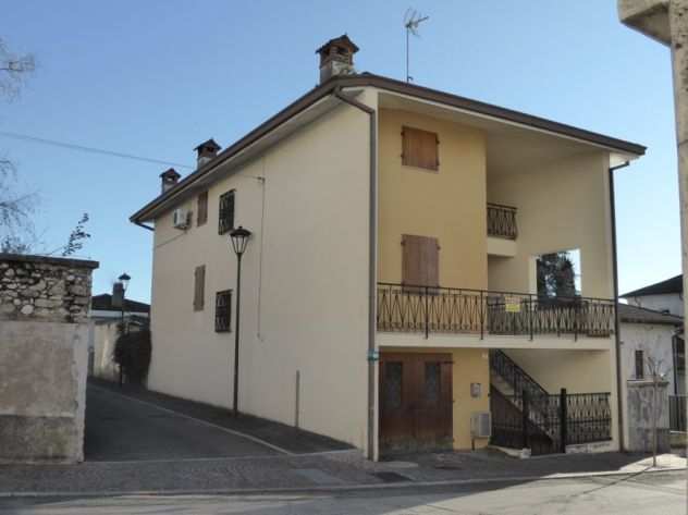 Casa indipendente in viale Vittorio Veneto n. 1 Pinzano al Tagliamento