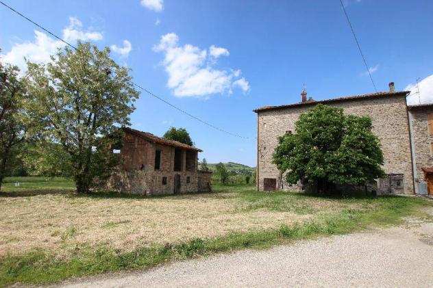 Casa semi indipendente in Vendita in zona MONTE SAN GIOVANNI (MONGIORGIO con giardino