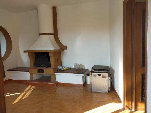 Casa semindipendente in vendita a AVENZA - Carrara 120 mq Rif 1163292