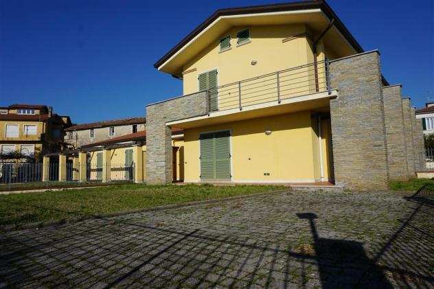 Casa semindipendente in vendita a Avenza - Carrara 130 mq Rif 1255178