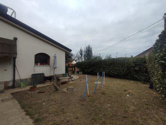 Casa semindipendente in vendita a Castelnuovo Magra 120 mq Rif 1126708