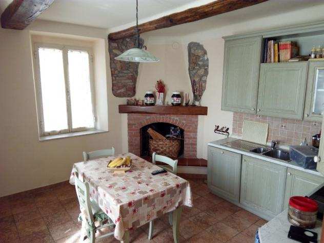 Casa semindipendente in vendita a Romagnano - Massa 98 mq Rif 688225
