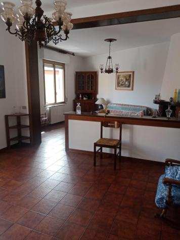 Casa semindipendente in vendita a TERRAROSSA - Licciana Nardi 150 mq Rif 1055511