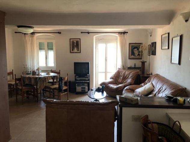 Casa semindipendente in vendita a Trebiano - Arcola 150 mq Rif 1240398