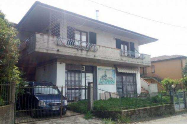 Casa singola a Barga - Rif. 14303